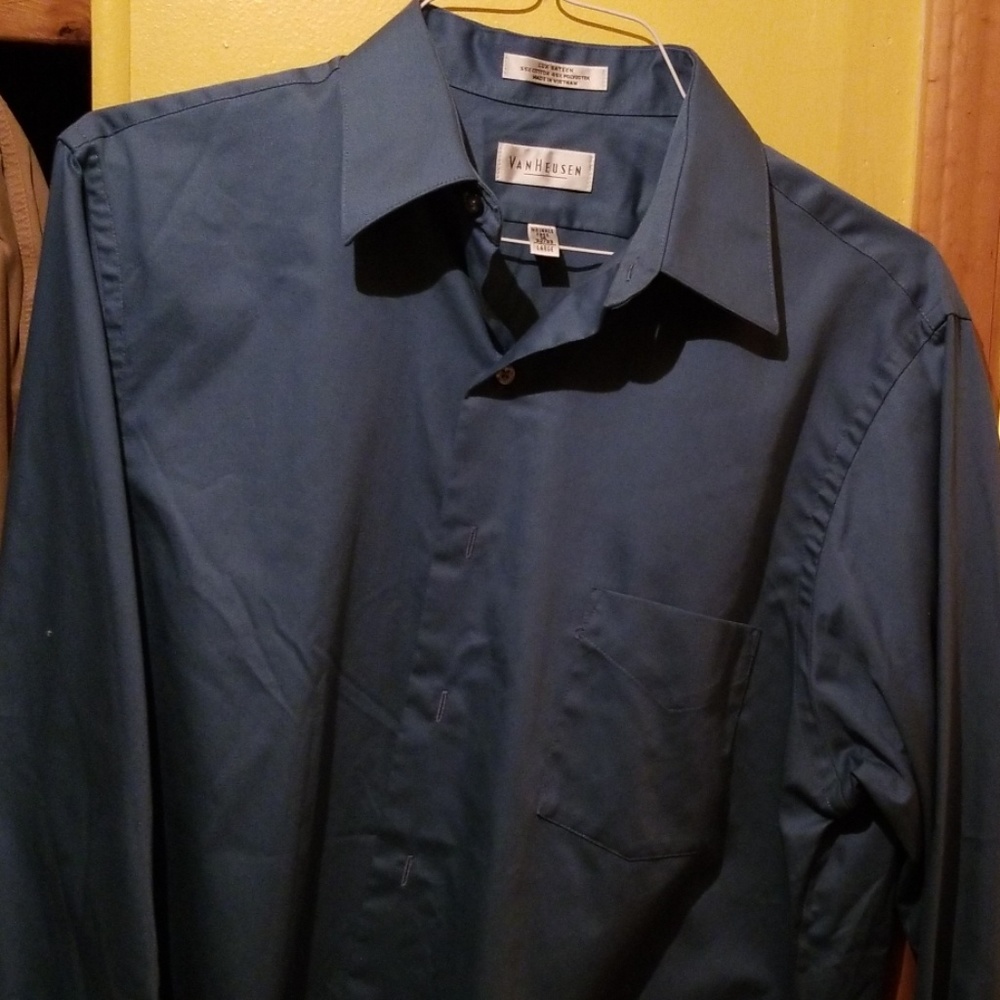 Shirt - Picture 2 of 2